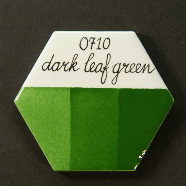 Dark leaf green 