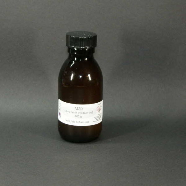 M20 - Liquid fat oil (medium dry)  100 g