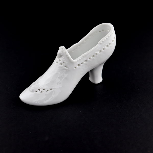 Classic ladies shoe
